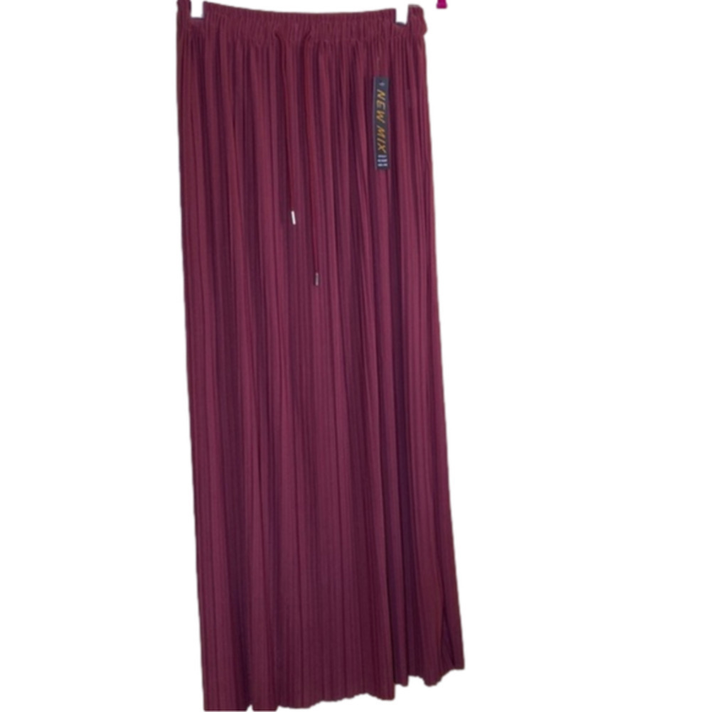 NEW mix elasticโ waistband maxi skirt size-2